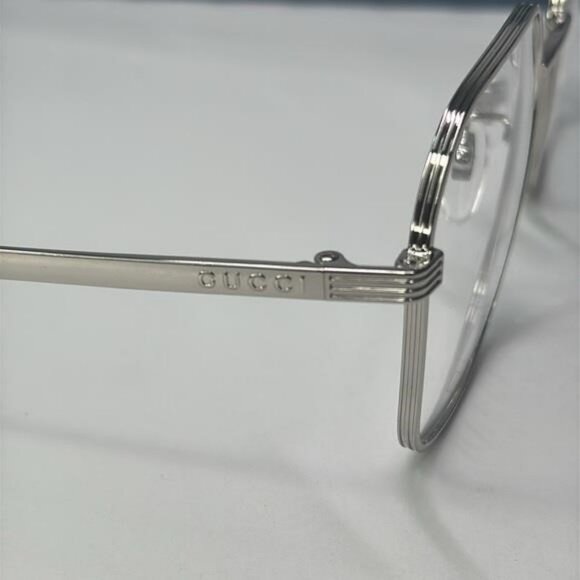 Gucci GG0946OA Square Metal Eyeglasses – Full Rim Frame for Men - Picture 10 of 13